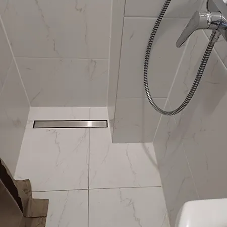 Гостевой дом Oaks Private With Private Shower Клайпеда