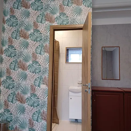Oaks Private With Private Shower Klaipėda