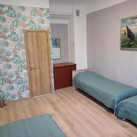 Oaks Private With Private Shower Guest house Klaipeda